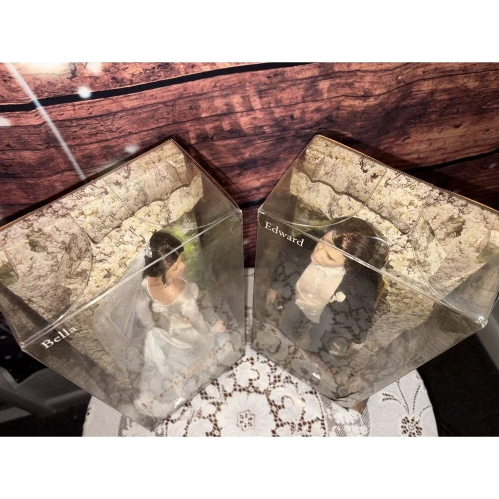 Twilight: Breaking Dawn Pt 1 Bella And Edward Wedding Barbie’s Pink Label
